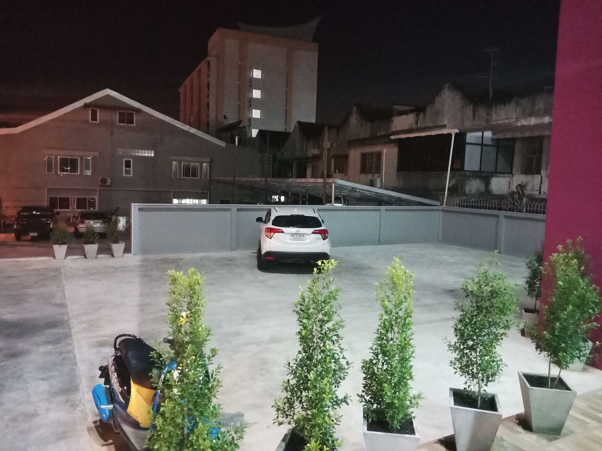 Blue Orchids Hotel Hat Yai Ngoại thất bức ảnh